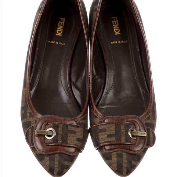 fendi pointed toe flats